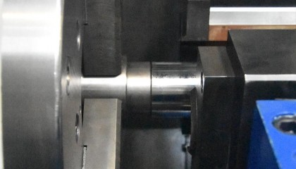 Friction welding machine