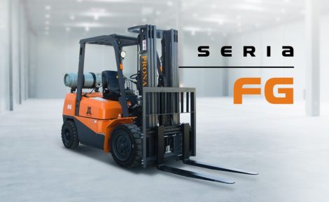 Engine-powered Forklifts